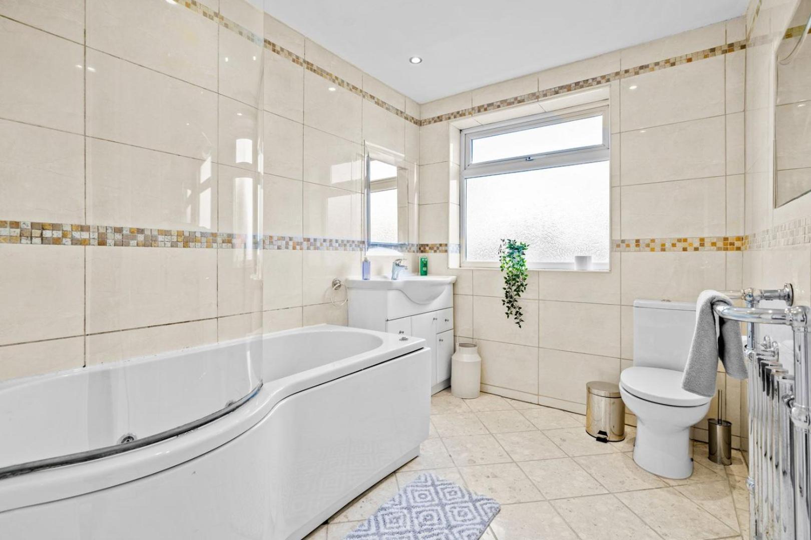 Bramcote Lane Spacious 5 Bedroom House Nottingham Exterior foto
